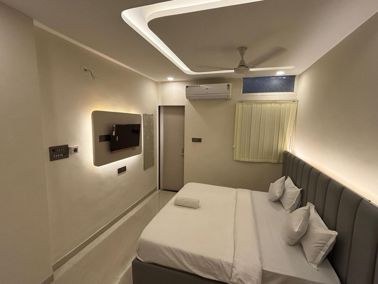 Hotel Vilaasitaa Vijay Nagar Indore Esterno foto
