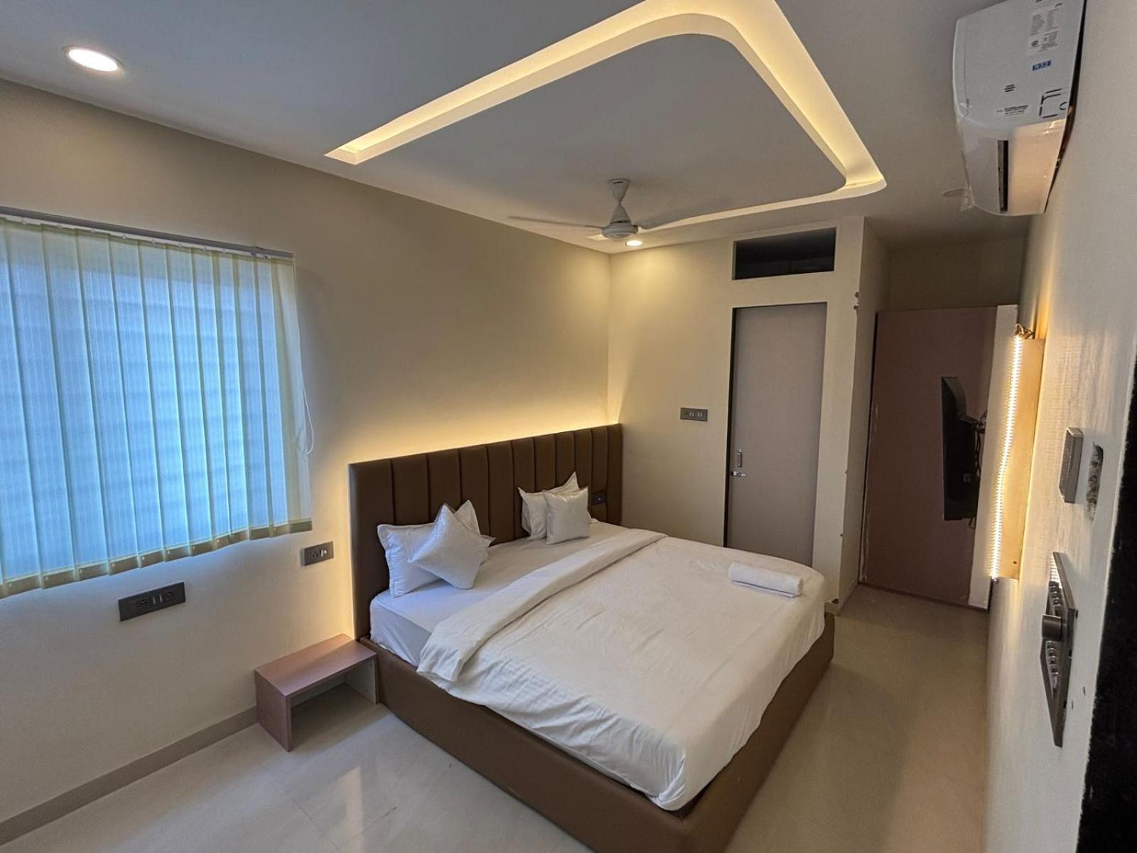 Hotel Vilaasitaa Vijay Nagar Indore Esterno foto